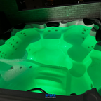 SPA 7 LUGARES CALIFÓRNIA 2.30 x 2.30 LINHA PADRÃO (12 JATOS)