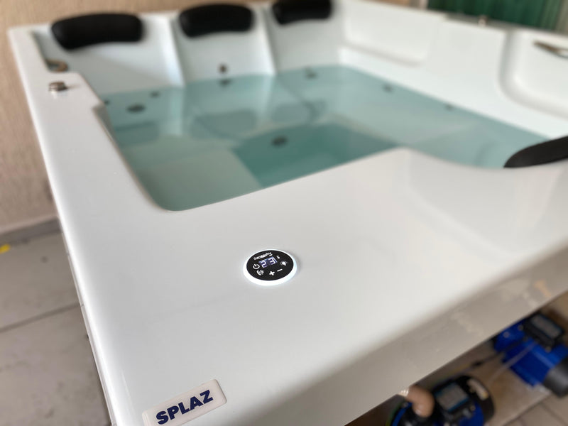 SPA 5 LUGARES CORCOVADO 1.90 X 1.60 COM 20 JATOS