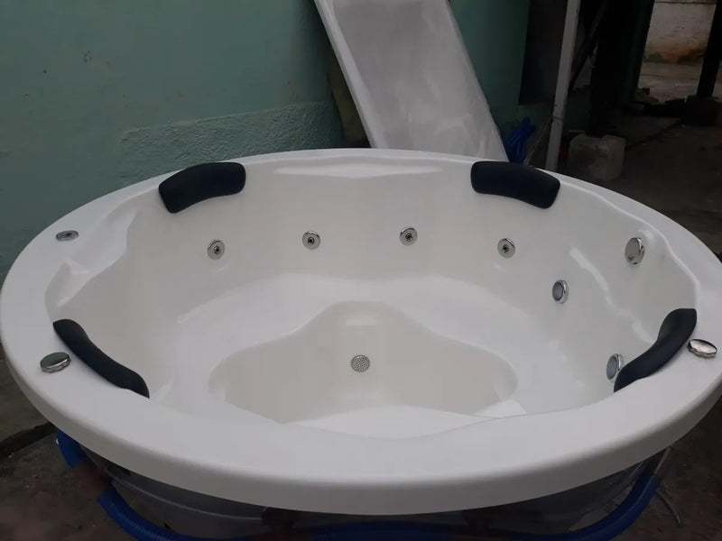 SPA 4 LUGARES REDONDO 1.80 x 1.80 COM 12 JATOS