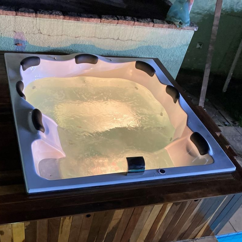 Spa completo com hidromassagem Copacabana 2.40x2.20 Aquecedor + led