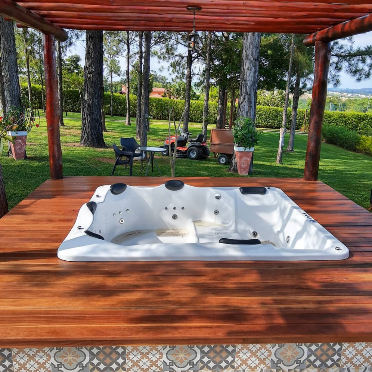 Spa Banheira com hidro Copacabana - 2.40x2.20