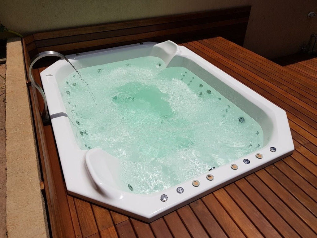 SPA Externa com hidro - 10 lugares