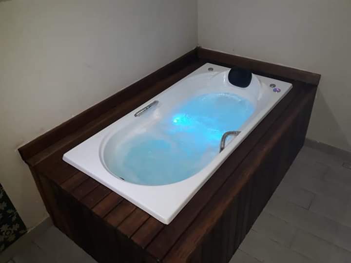 Banheira Com Hidromassagem Individual Itálica