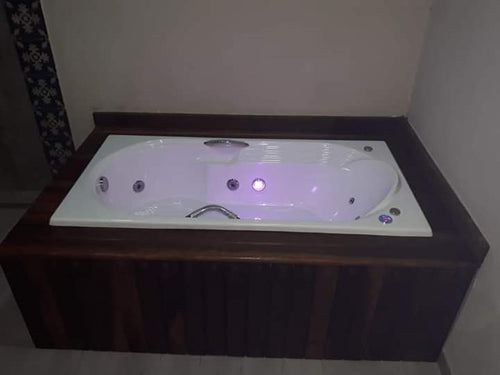 Banheira Com Hidromassagem Individual Itálica